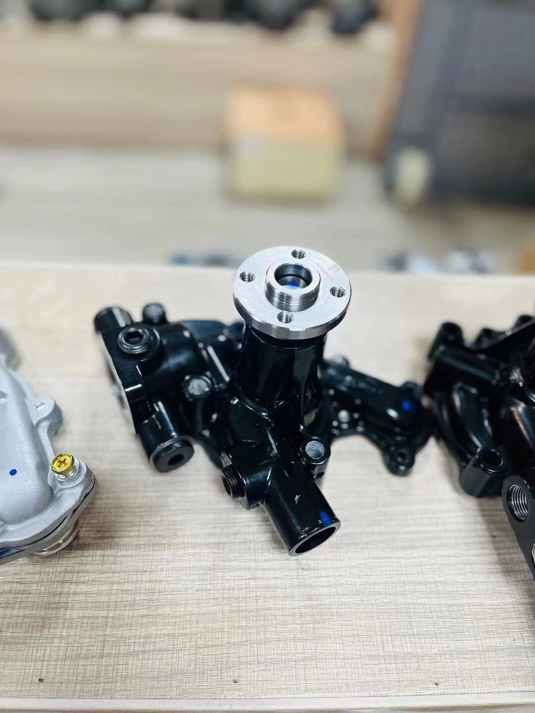 For Yanmar 3TNV82A 3TNV82 rebuild  kit valve guide seat con rod water pump