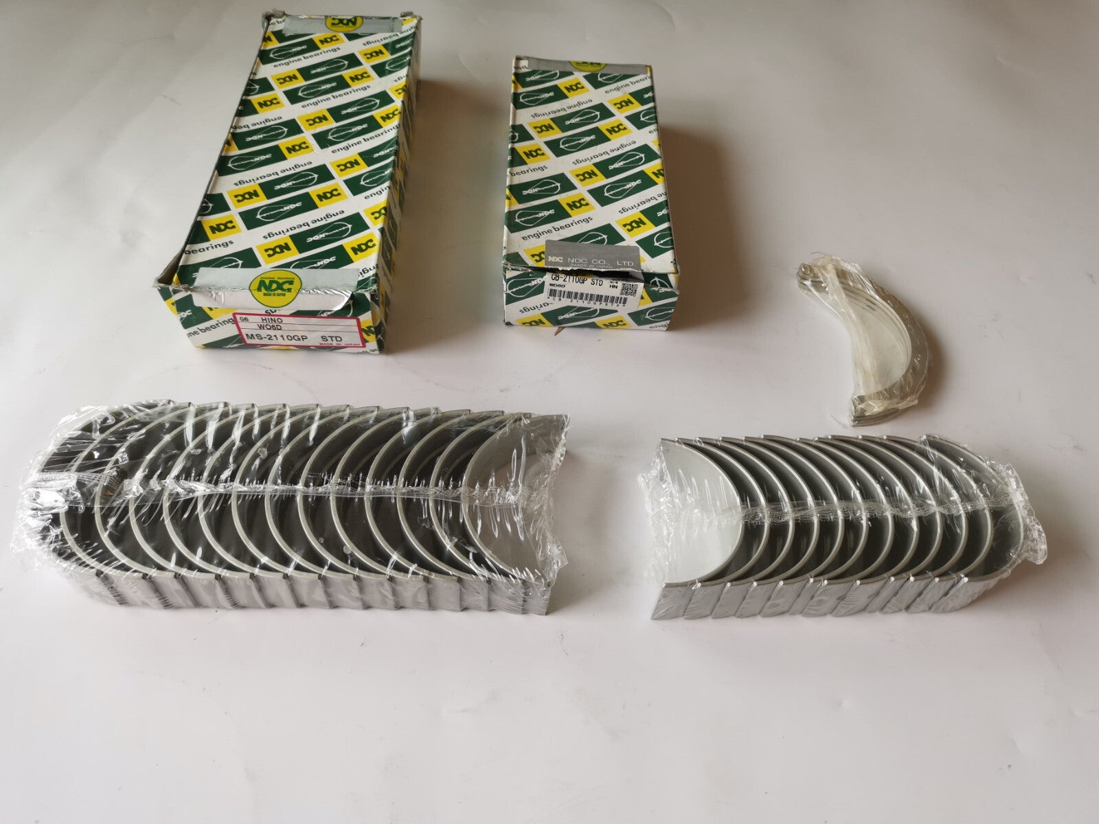 For Hino W04CT W04C-T W04C overhaul rebuild kit piston+ ring +gasket kit+bearing